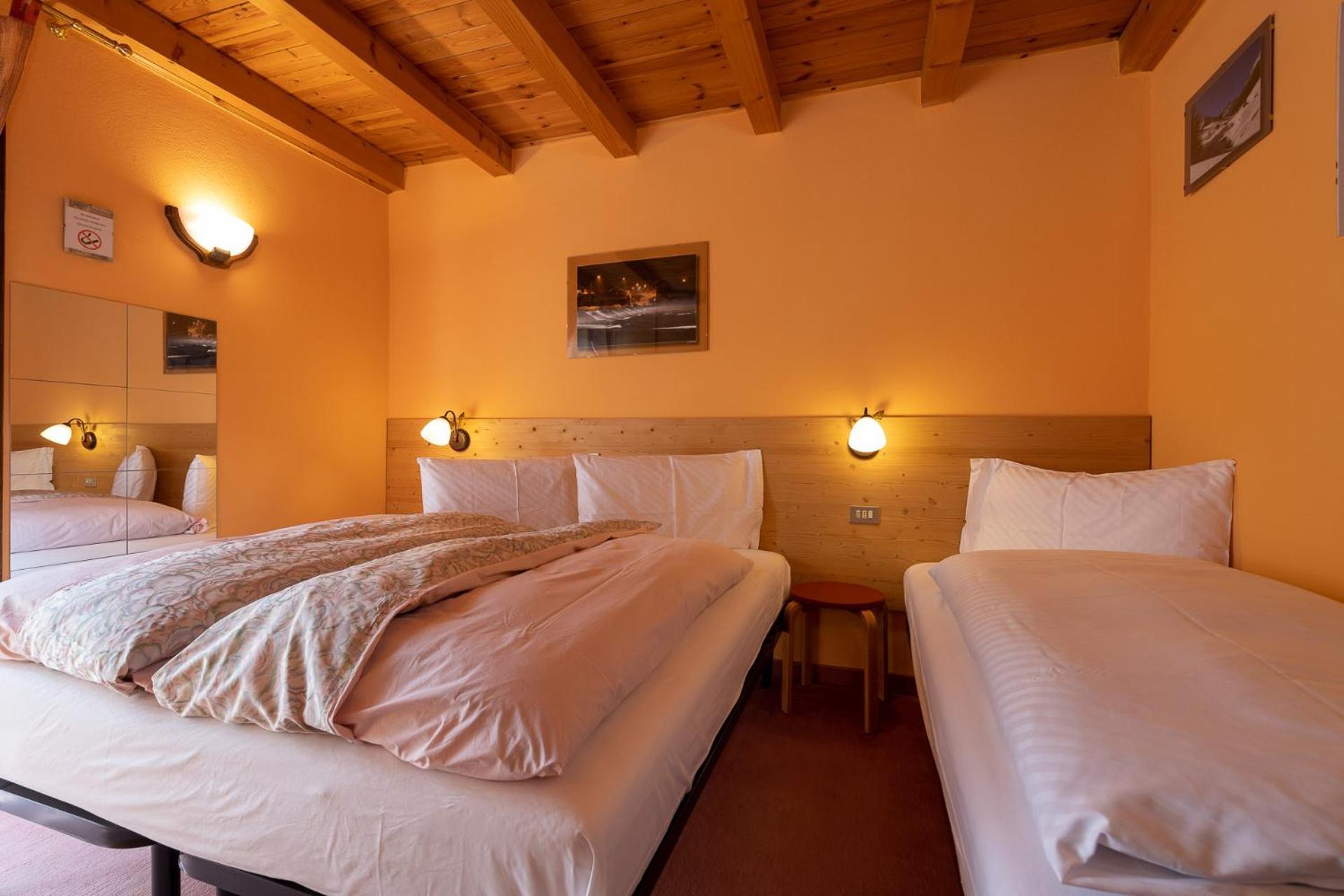Ski Holidays Apartments Livigno Buitenkant foto